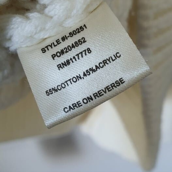 Love Stitch Dolman Sleeve Cable knit Sweater In Cream - Picture 8 of 8